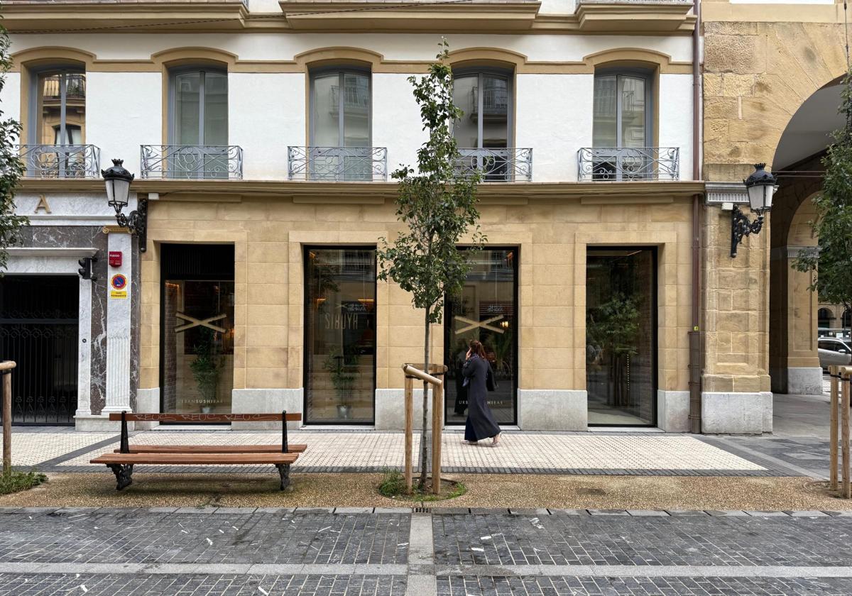 Local ocupado por Sibuya en la Plaza Gipuzkoa de San Sebastián, uno de los establecimientos adquiridos por el family office catalán.